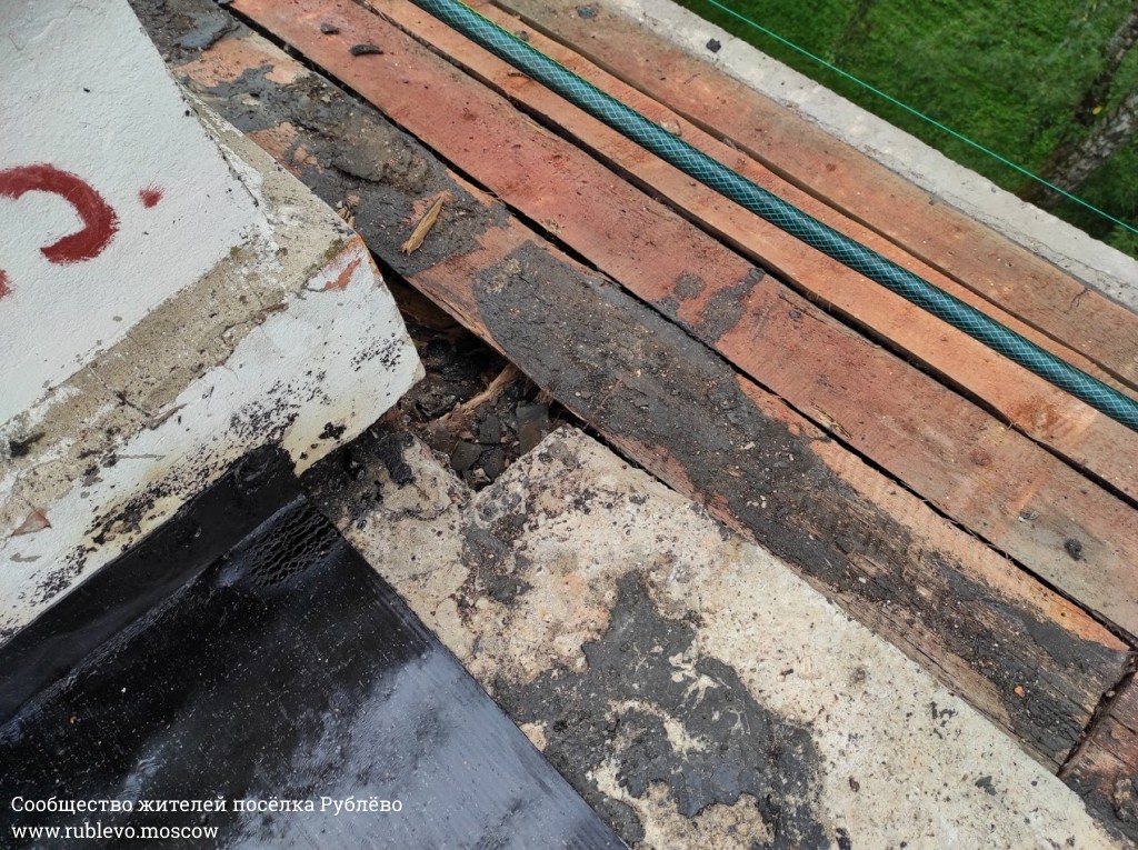 Провели проверку работ по капитальному ремонту на Новорублевской, 13 (Видео) 8 Провели проверку работ по капитальному ремонту на Новорублевской, 13 (Видео) 8