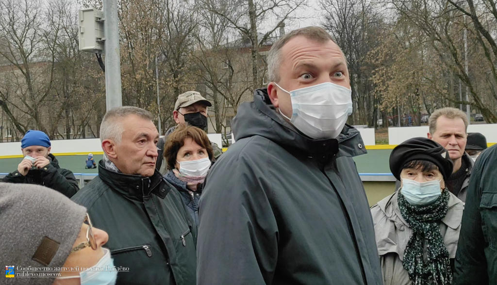 На встрече с депутатом госдумы жители подняли острые проблемы Рублево 1