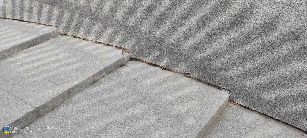 Благоустройство территории у храма &laquo;Неувядаемый Цвет&raquo; в Рублево не пережило первую же зиму. 4