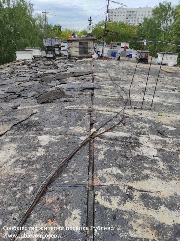 Провели проверку работ по капитальному ремонту на Новорублевской, 13 (Видео) 13 Провели проверку работ по капитальному ремонту на Новорублевской, 13 (Видео) 13